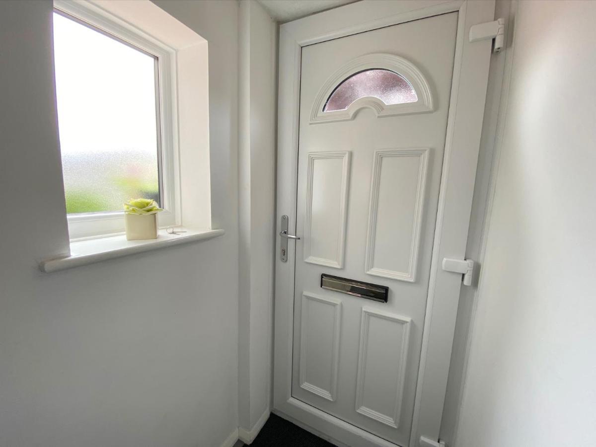 2 Bedroom Private House Near Bedford Town And Train Station Ngoại thất bức ảnh